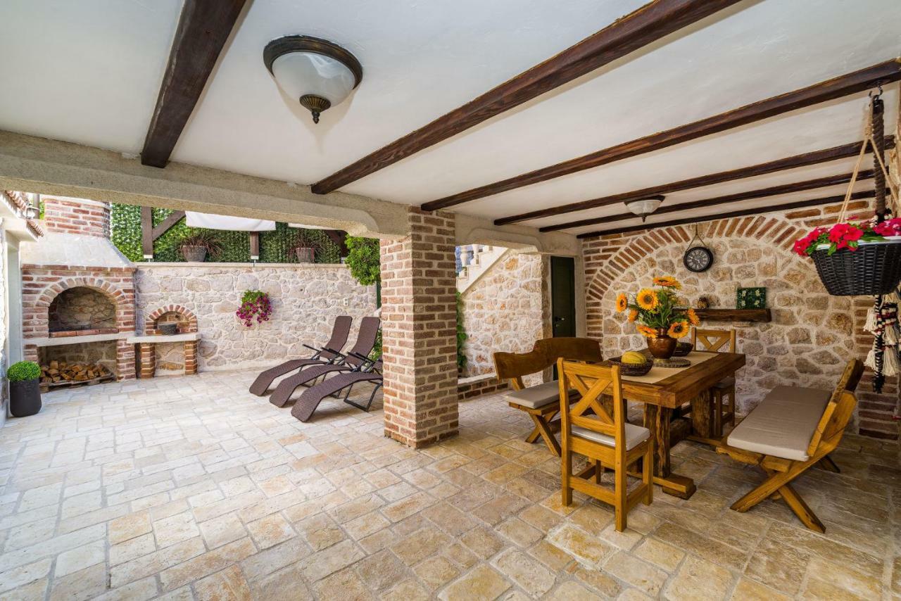 Stone House Villa Razanac Exterior photo